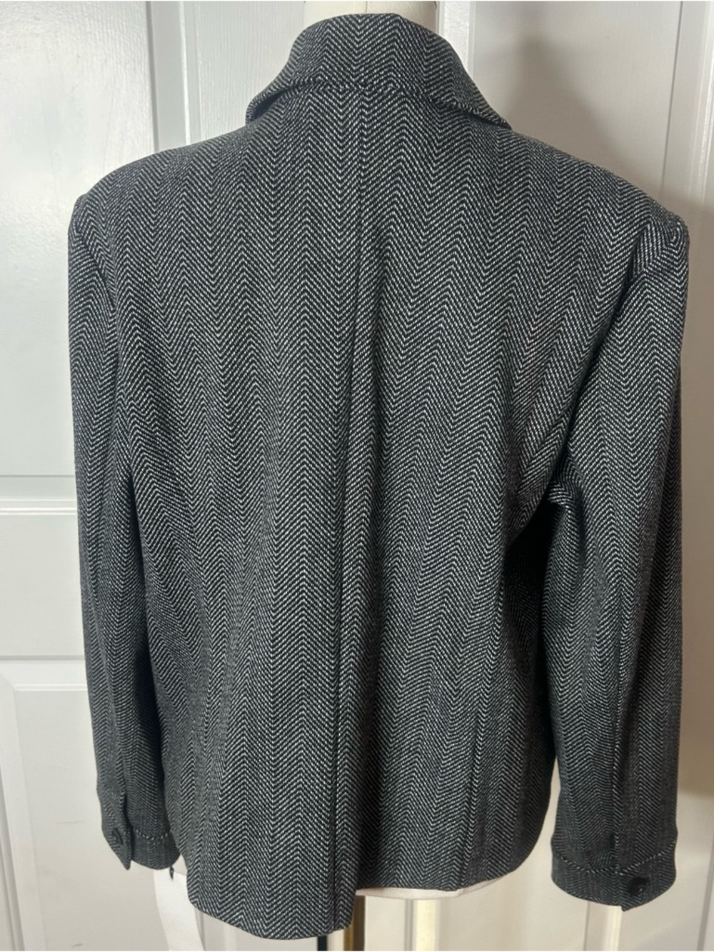 NWT Bagatelle
Notch Collar Knit Jacquard Jacket (size XL) - Picture 6 of 10